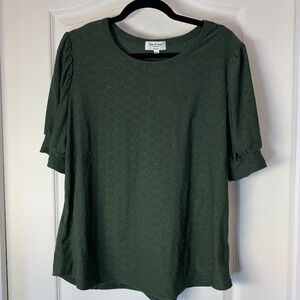 Kim & Cami Textured Green Tee Elevated Basic Minimal Chic XL